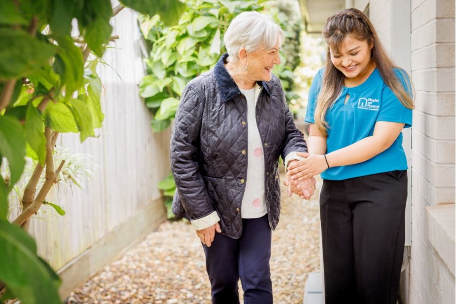 luxury custom home exterior with pool built by David Reid Homes. construction website, custom home builder website design, iSonic Web Design and Digital Marketing, Cleveland, Brisbane